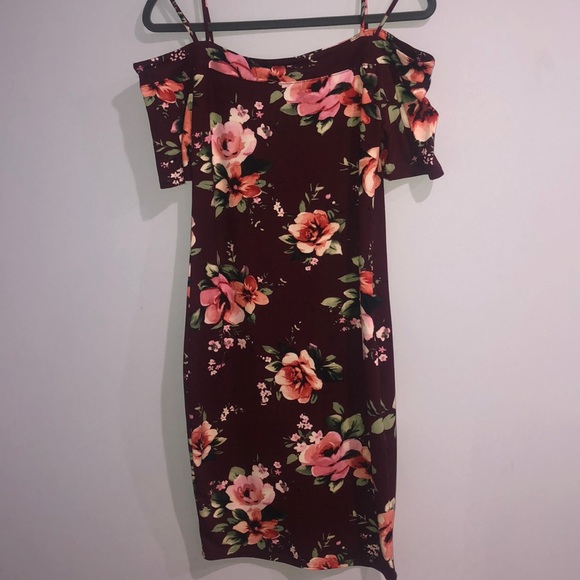 Dress - Picture 2 of 3